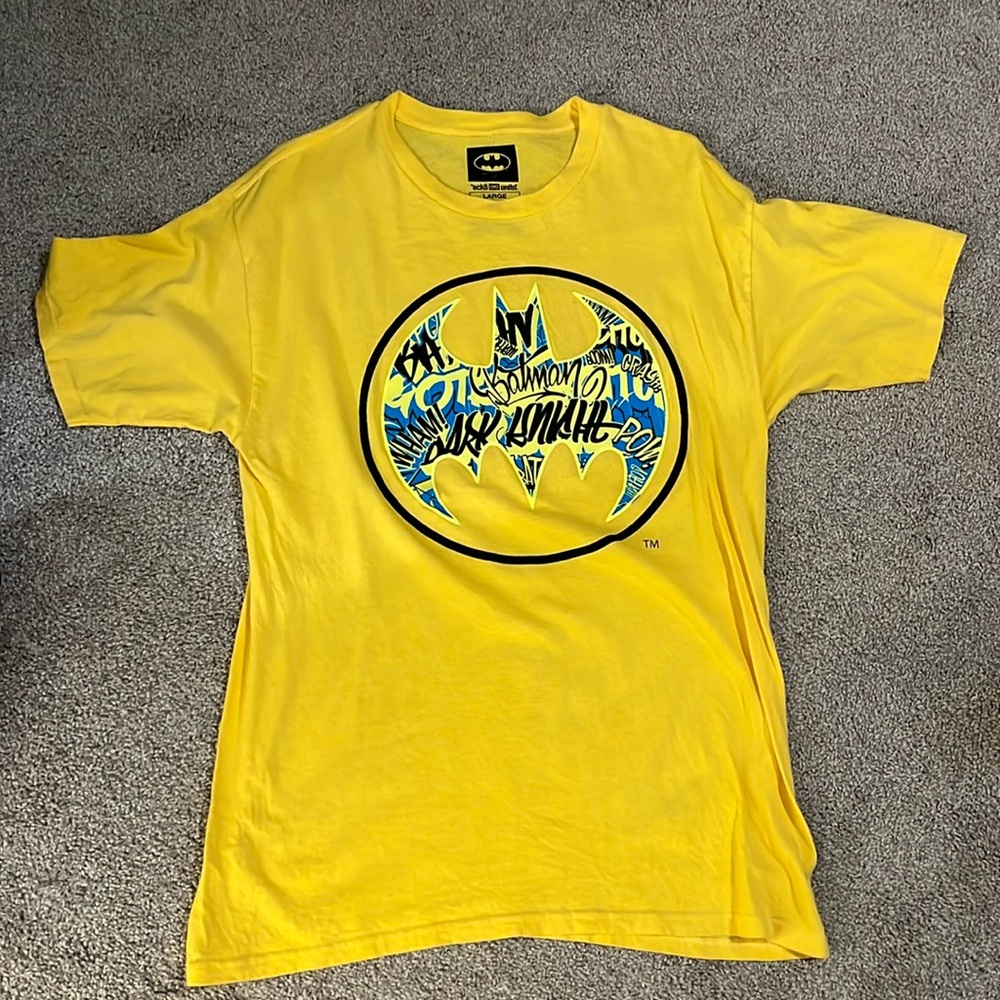 Graphic Batman tee